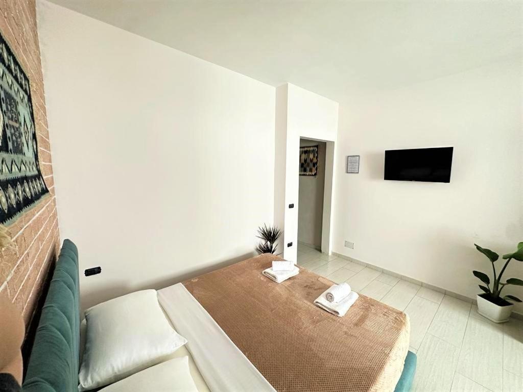 Trea Accomodations - Port Side Vlore Exterior photo